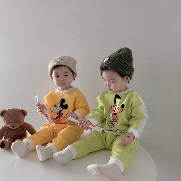 [PRE-ORDER] Juicy Top Bottom Set