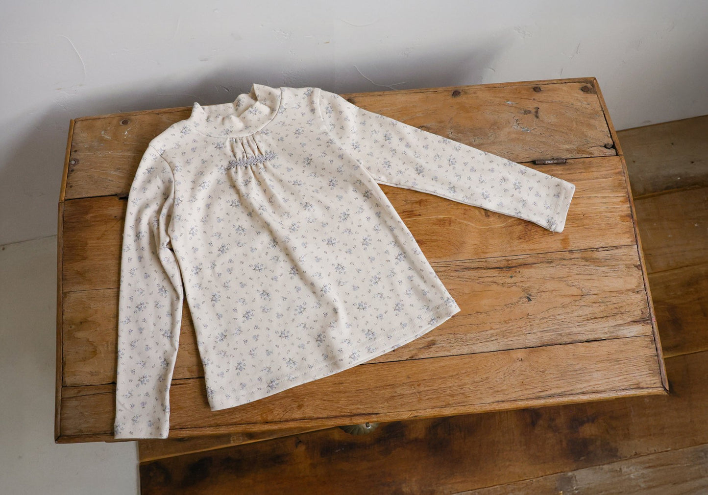 [PRE-ORDER] Madeleine T-Shirts