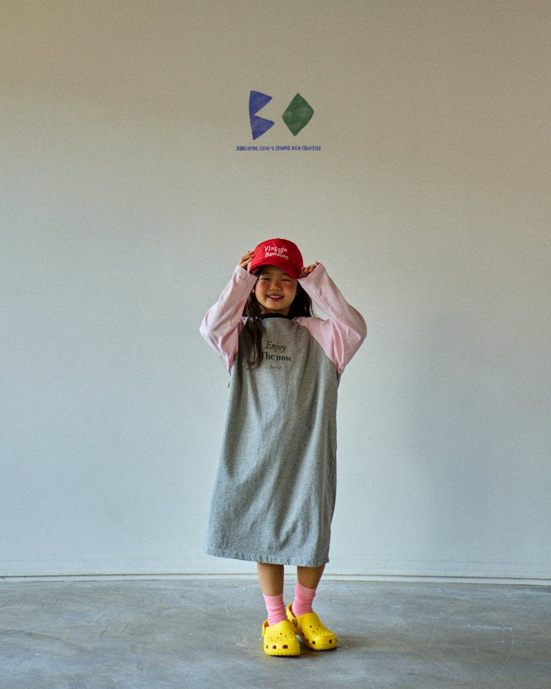 [PRE-ORDER] Enjoy Raglan Dress