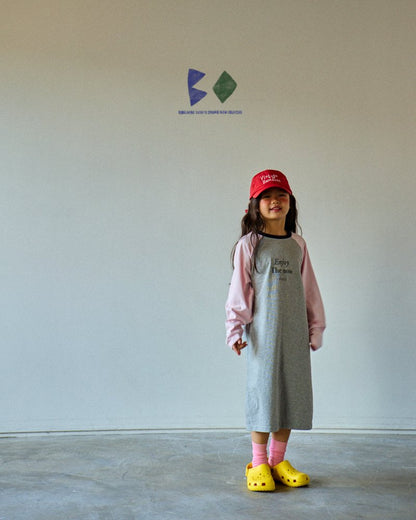 [PRE-ORDER] Enjoy Raglan Dress