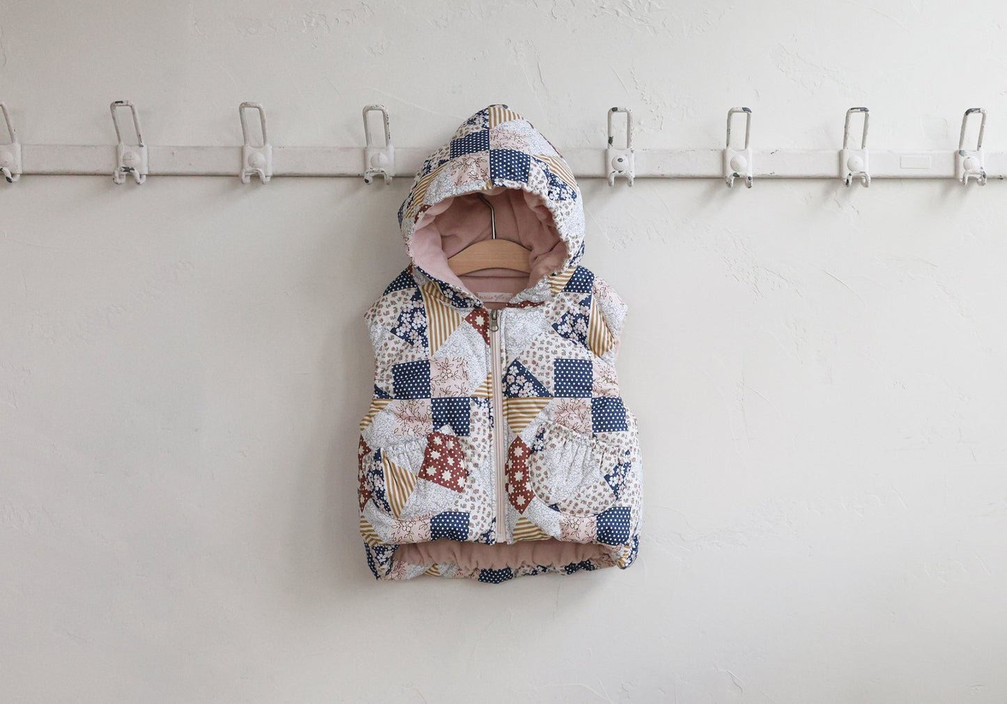 [PRE-ORDER] Pico Hoodie Vest