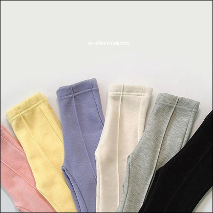 [PRE-ORDER] Pin-Tuck Boot-Cut Pants