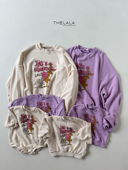 [PRE-ORDER] Rabbit Sweatshirts (Mom Couple)