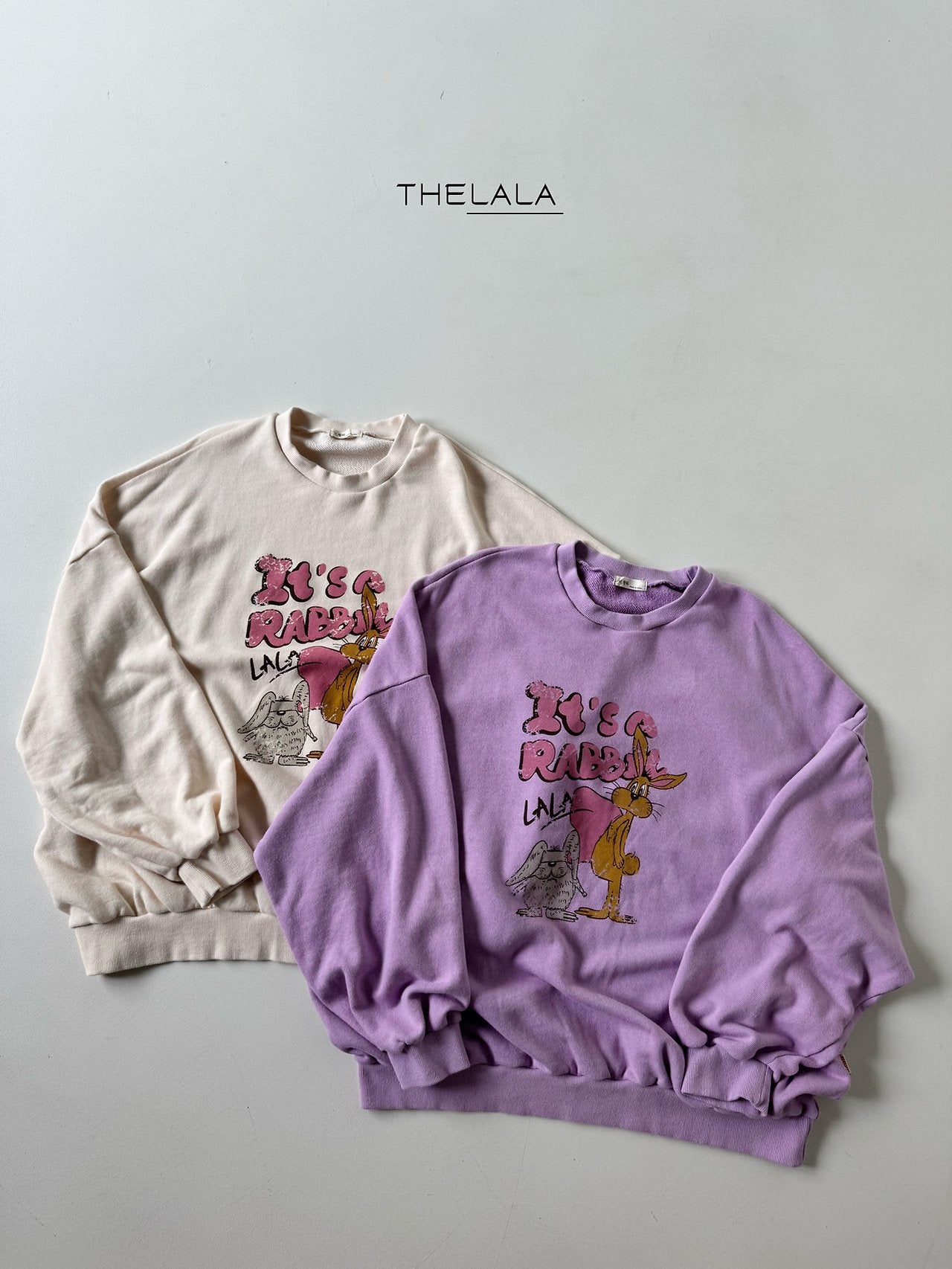 [PRE-ORDER] Rabbit Sweatshirts (Mom Couple)