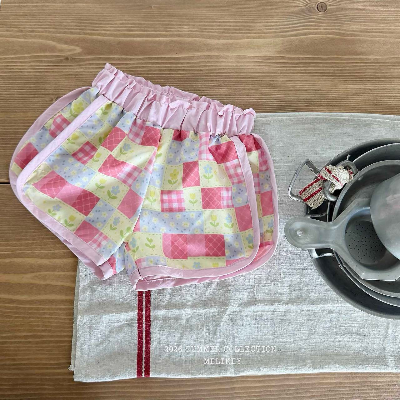 [PRE-ORDER] Track Garden Shorts
