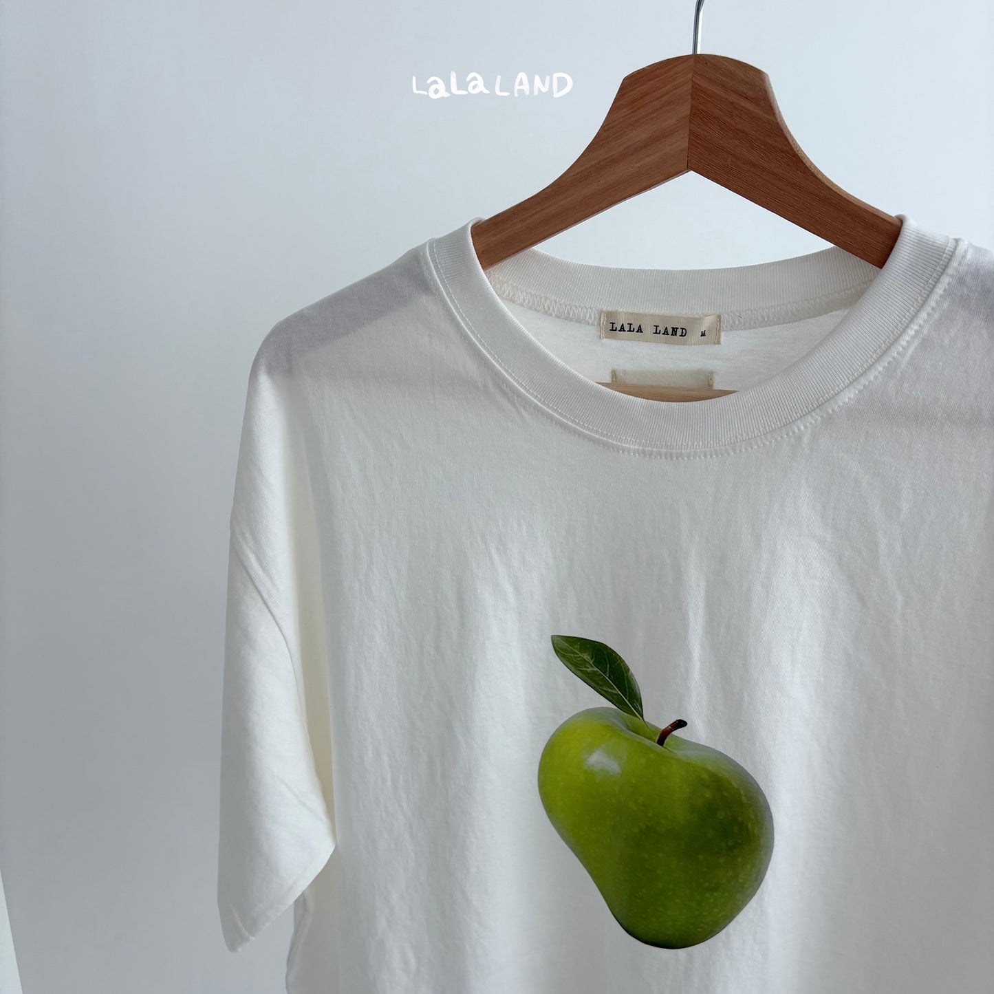 [PRE-ORDER] Berry Apple T-Shirts (Mom & Dad Couple)