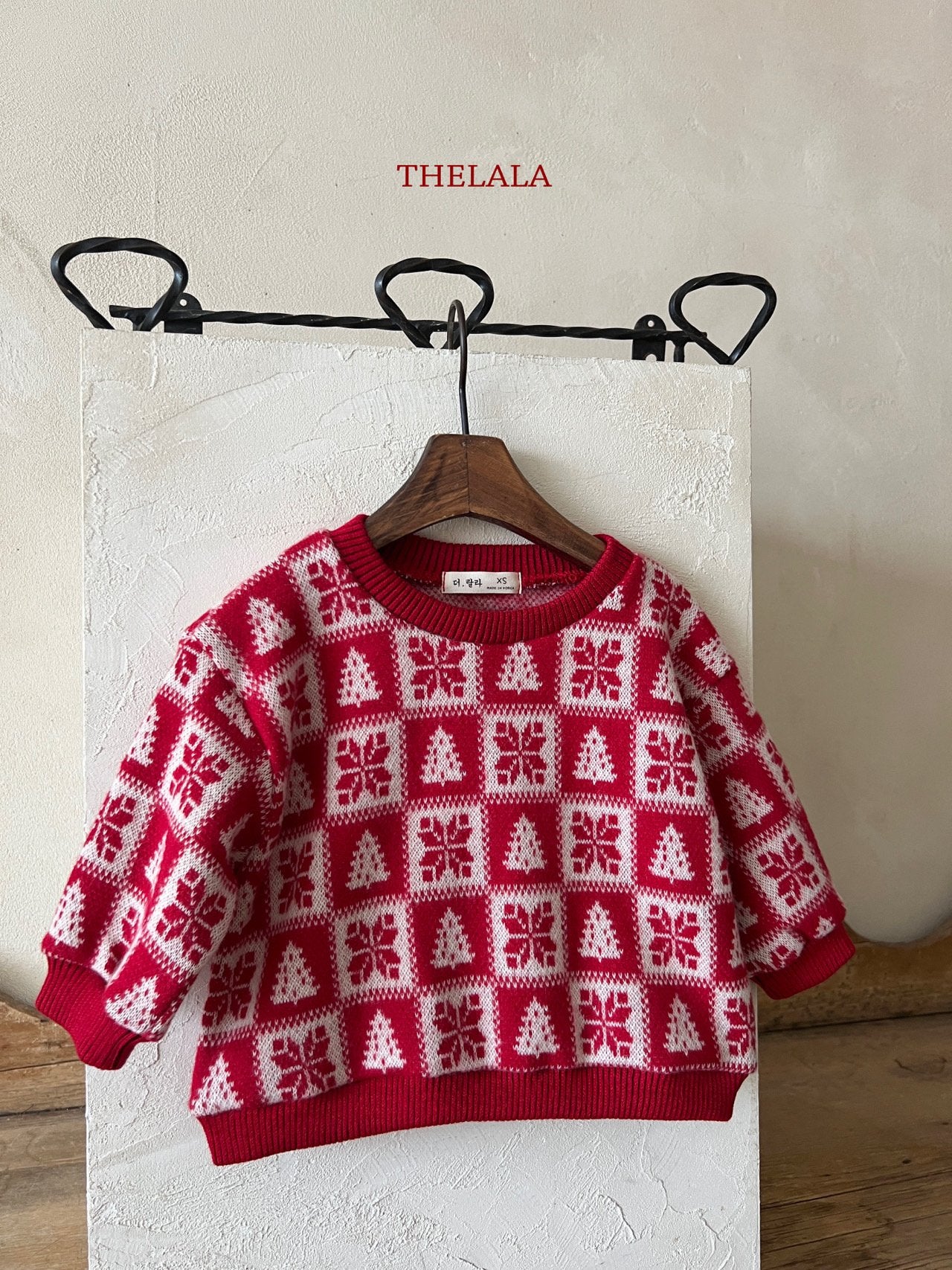 [PRE-ORDER] Merry Me Sweatshirts