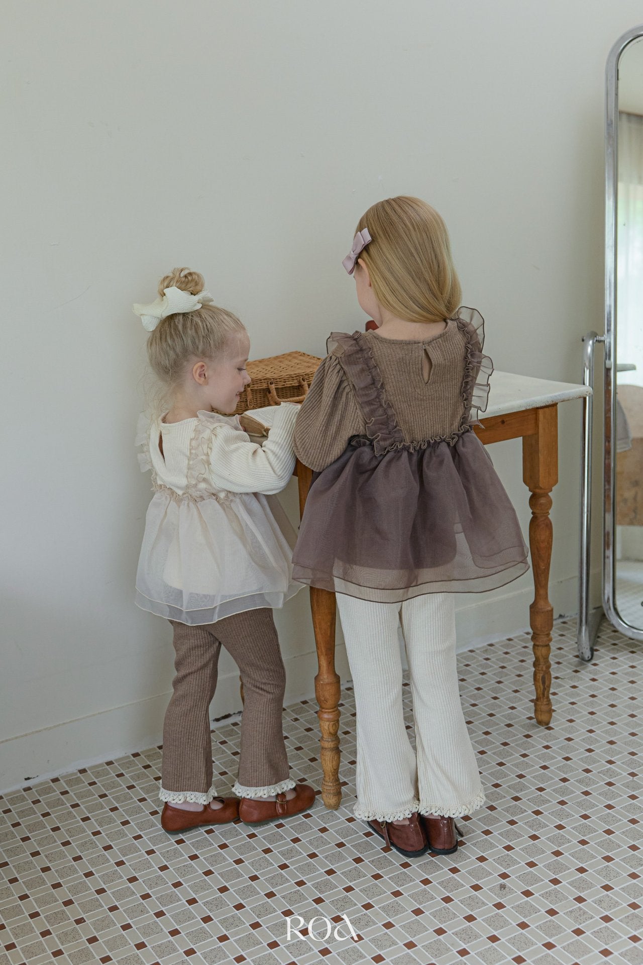 [PRE-ORDER] Sugar Leggings