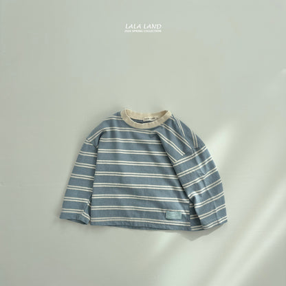 [PRE-ORDER] Saint T-Shirts (Mom Couple)