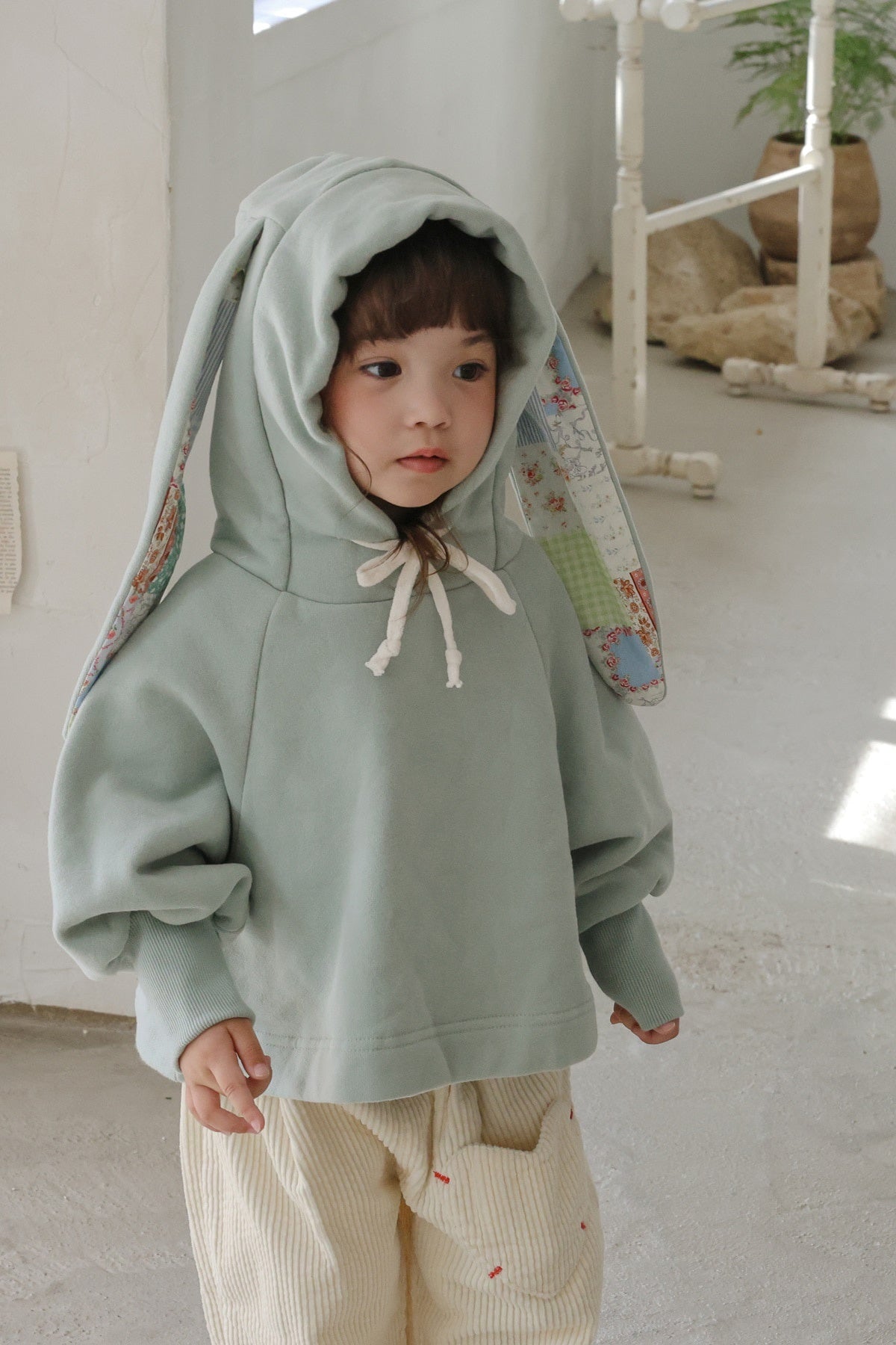 [PRE-ORDER] Bunnies Hoodie T-Shirts