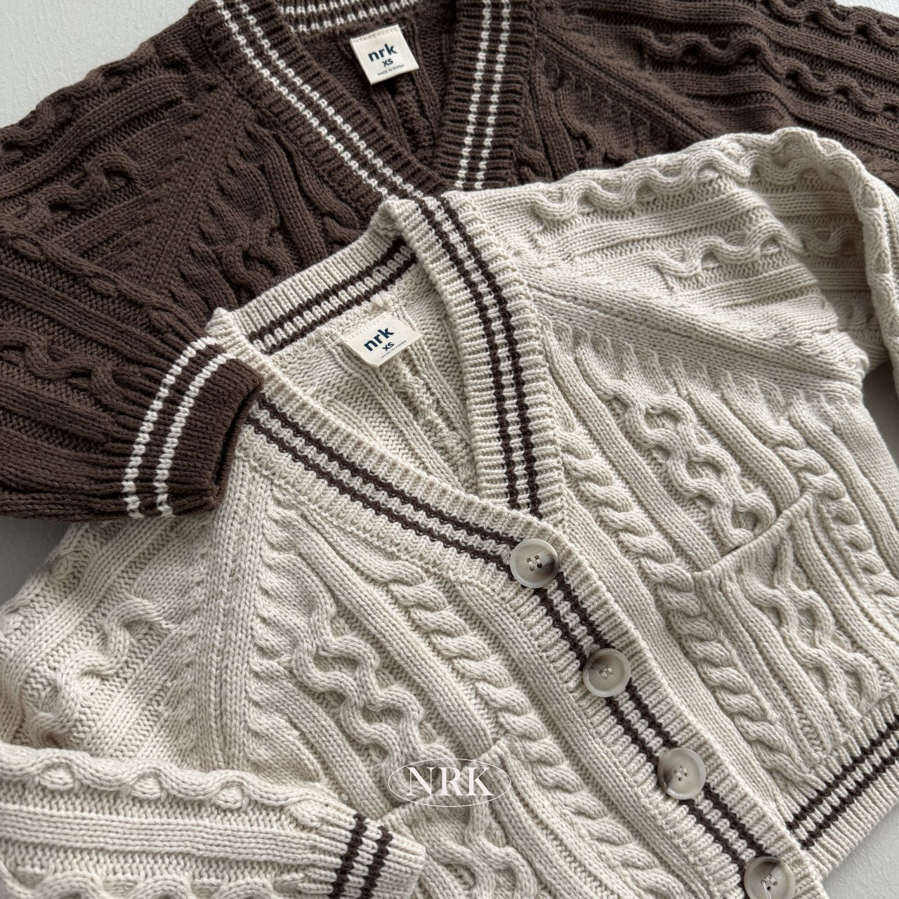 [PRE-ORDER] Twist Sweater Cardigan