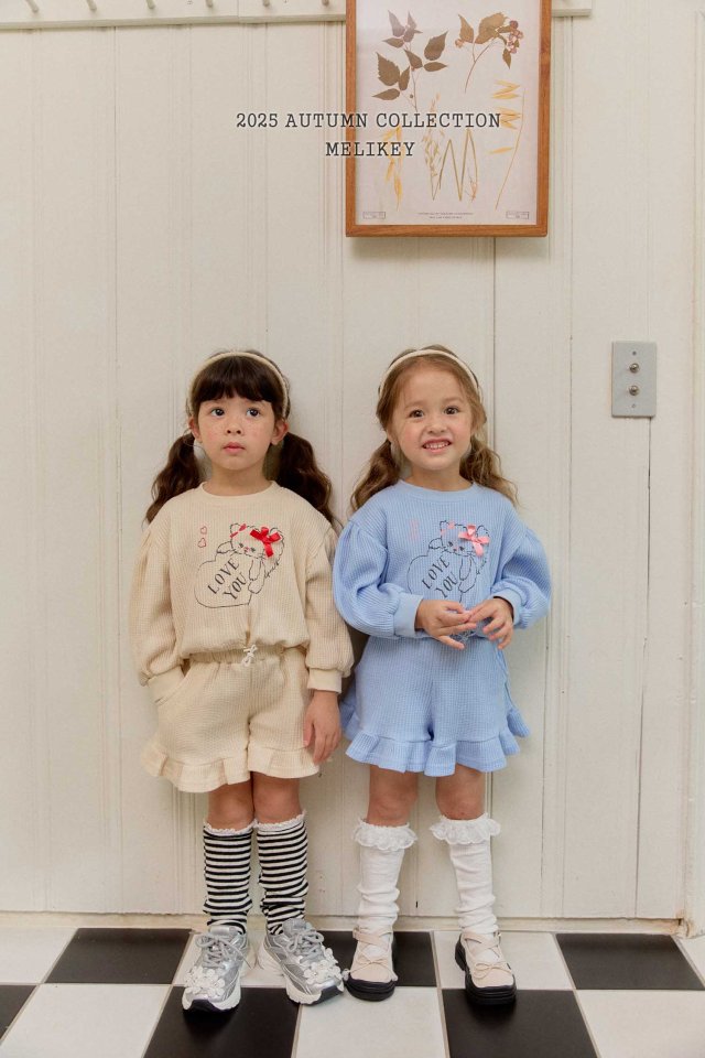 [PRE-ORDER] Cat Waffle Top Bottom Set