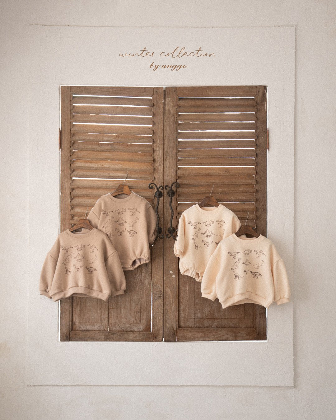 [PRE-ORDER] Winter Dino Sweatshirts