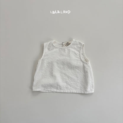 [PRE-ORDER] A Baby Blouse