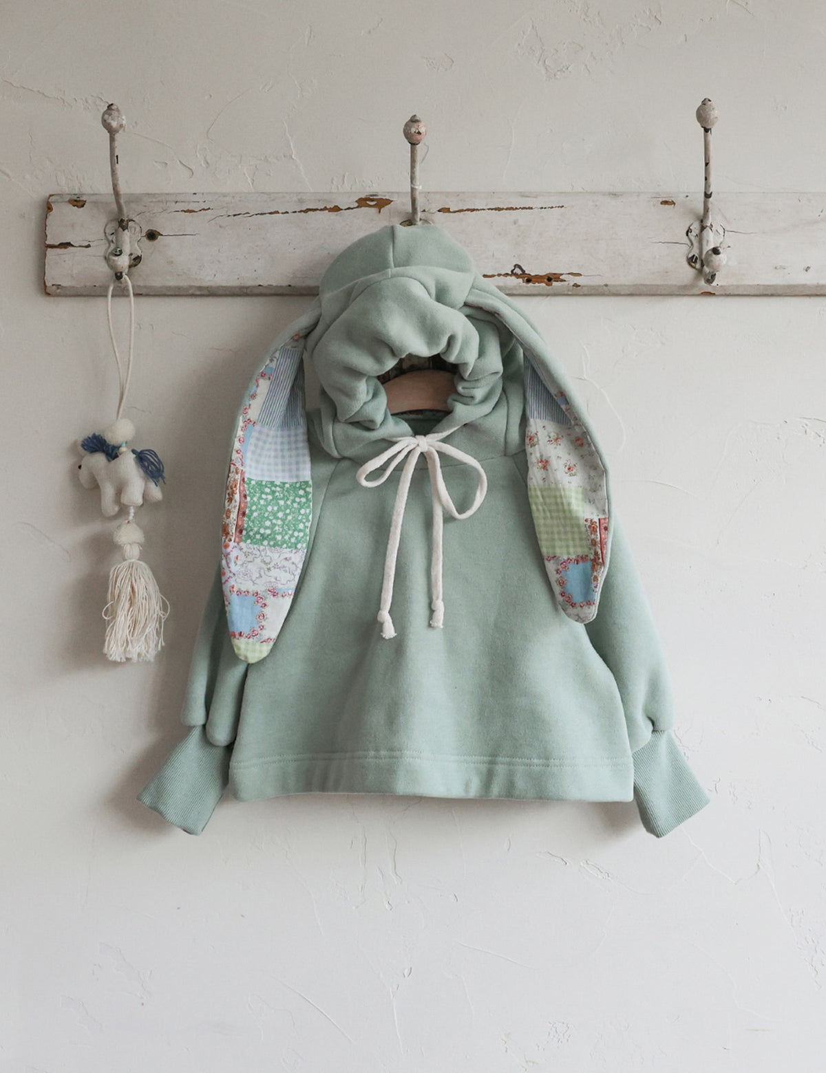 [PRE-ORDER] Bunnies Hoodie T-Shirts