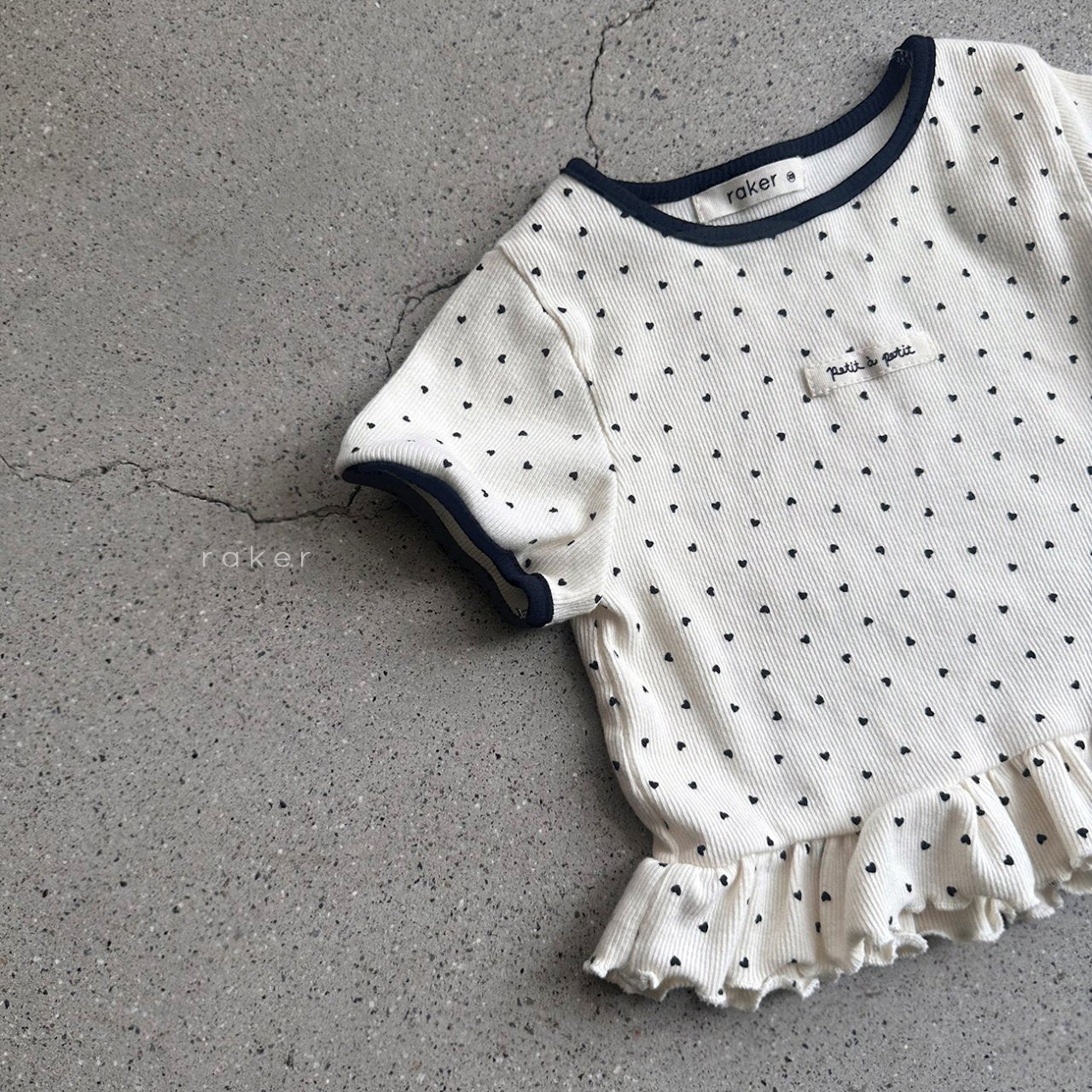 [PRE-ORDER] Heart Frill T-Shirts