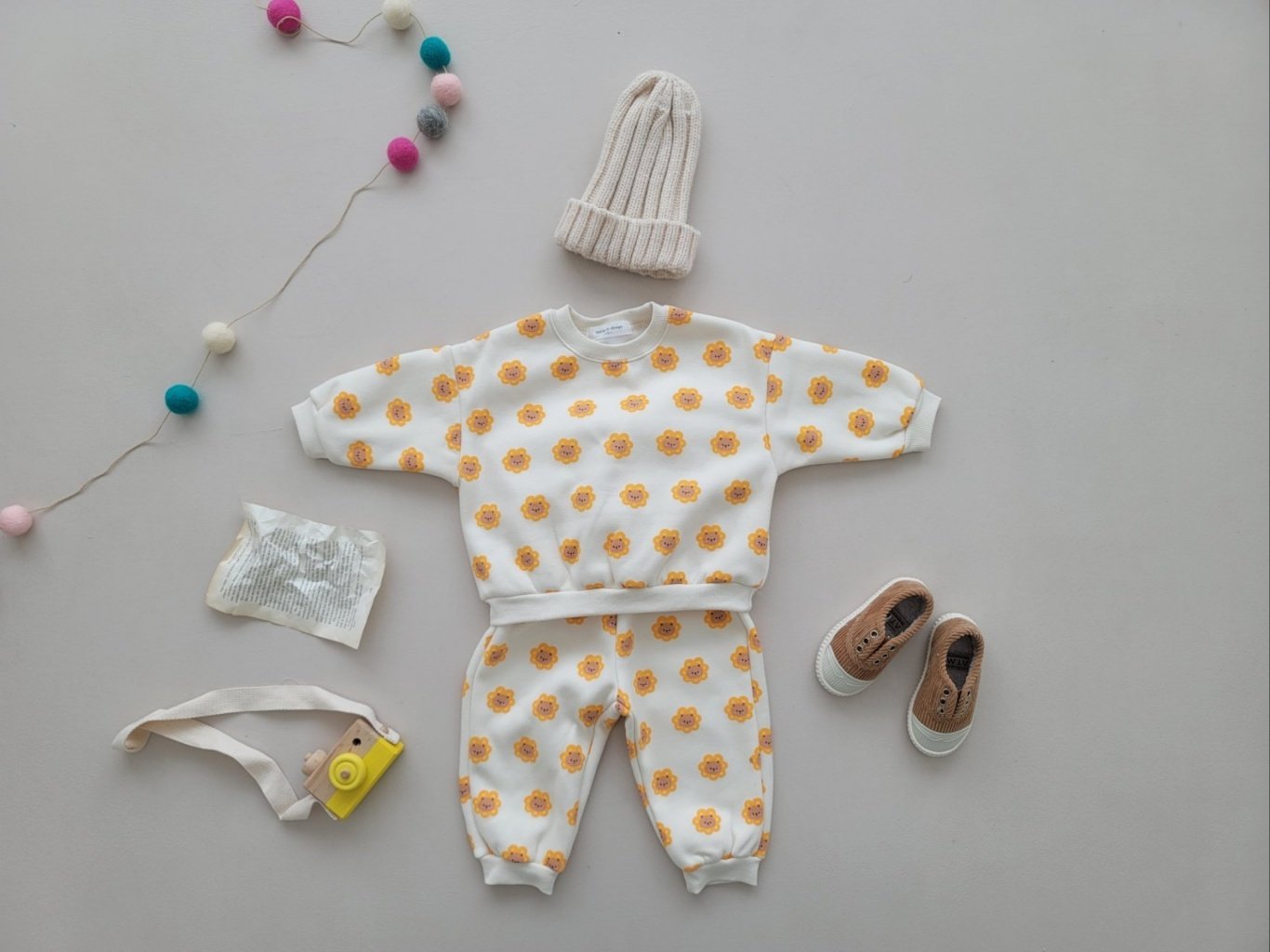 [PRE-ORDER] Bear Flower Top Bottom Set