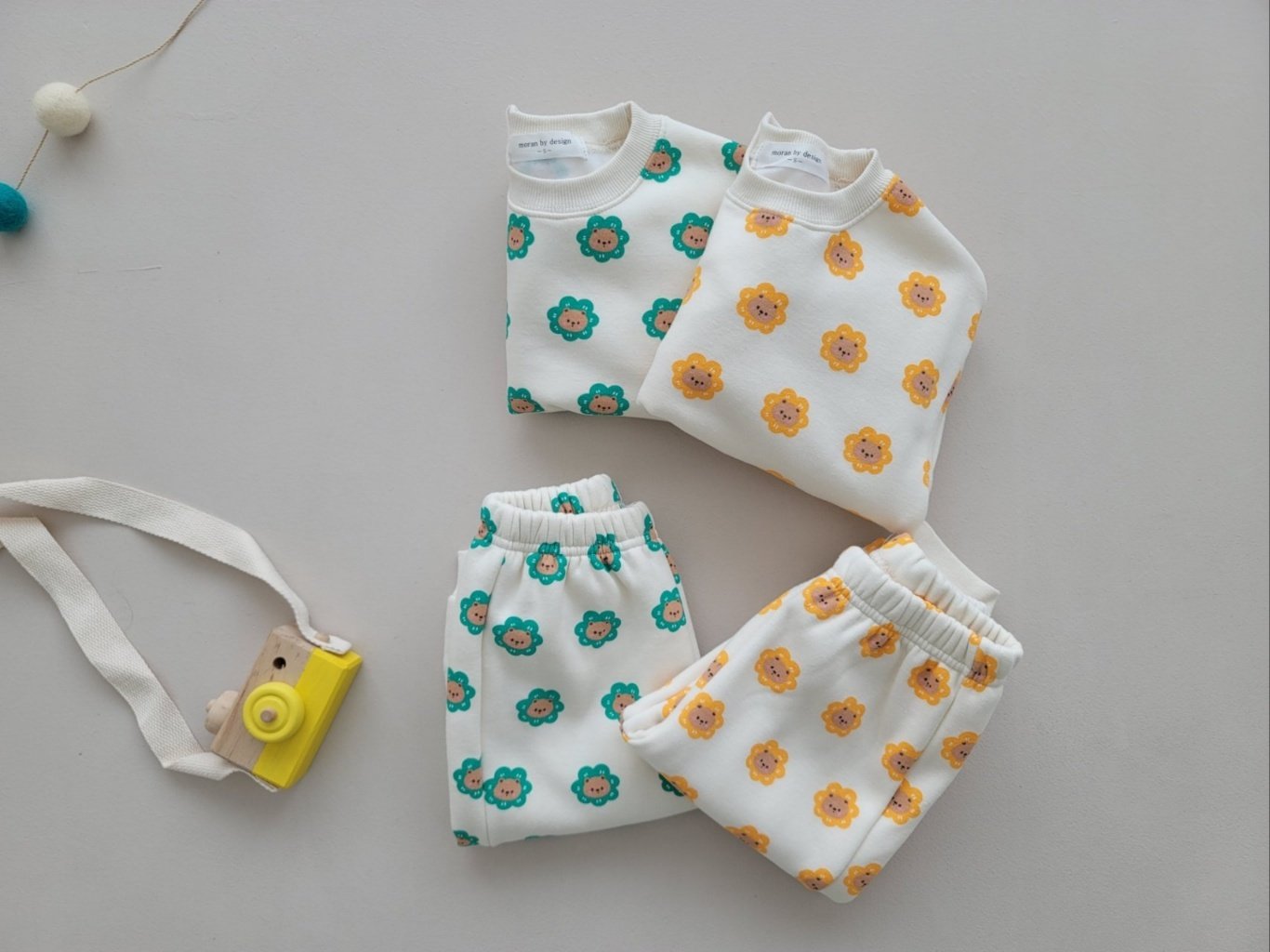 [PRE-ORDER] Bear Flower Top Bottom Set