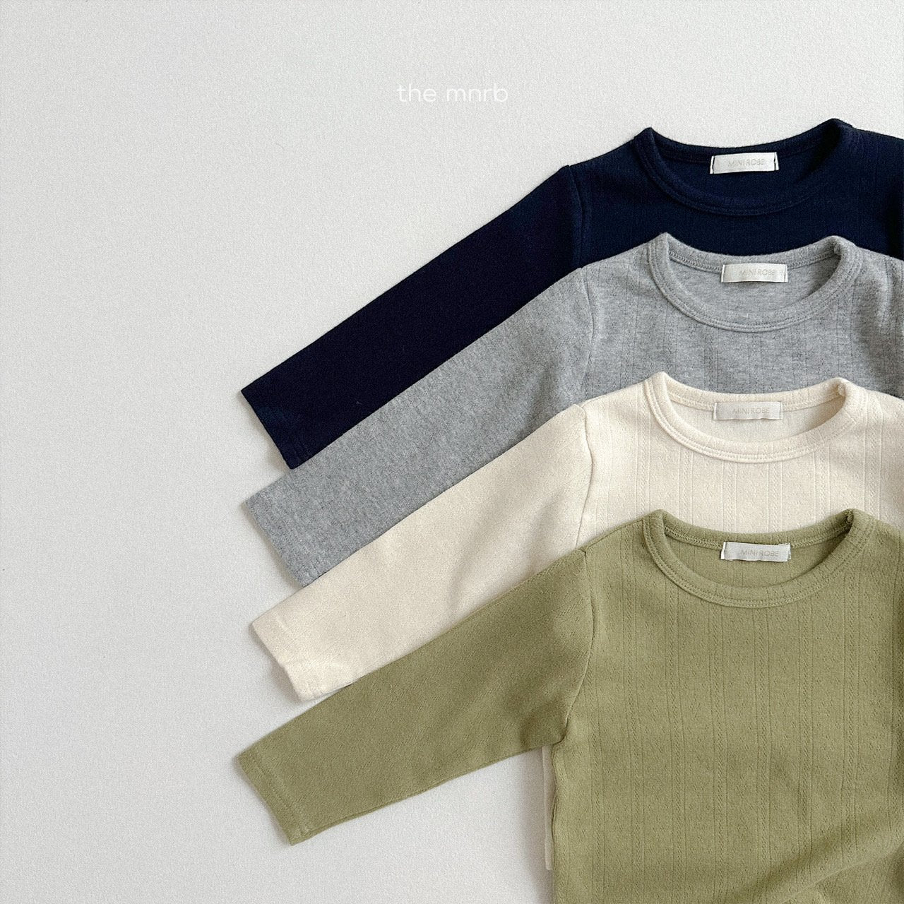 [PRE-ORDER] Eyelet Round T-Shirts