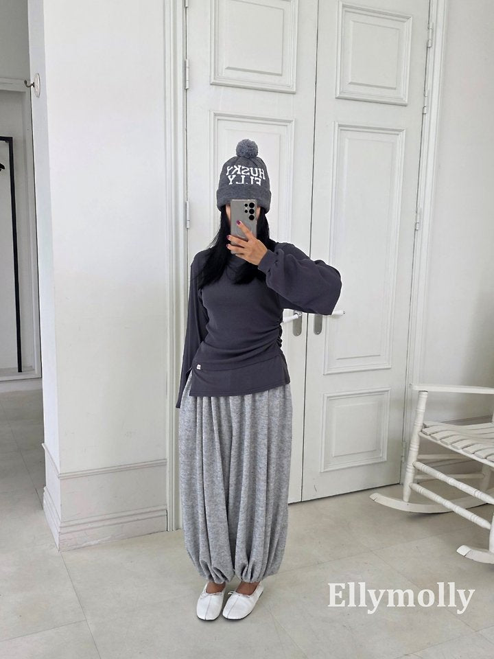 [PRE-ORDER] Hazel Layered T-Shirts (Mom Couple)