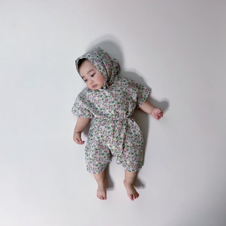 [PRE-ORDER] Floral Body Suit + Bonnet Set