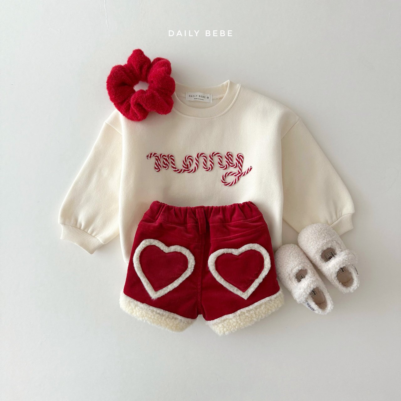 [PRE-ORDER] Embroidery Merry Sweatshirts