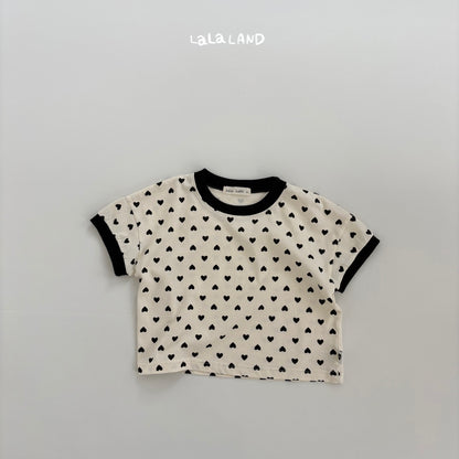 [PRE-ORDER] Heart Dot T-Shirts