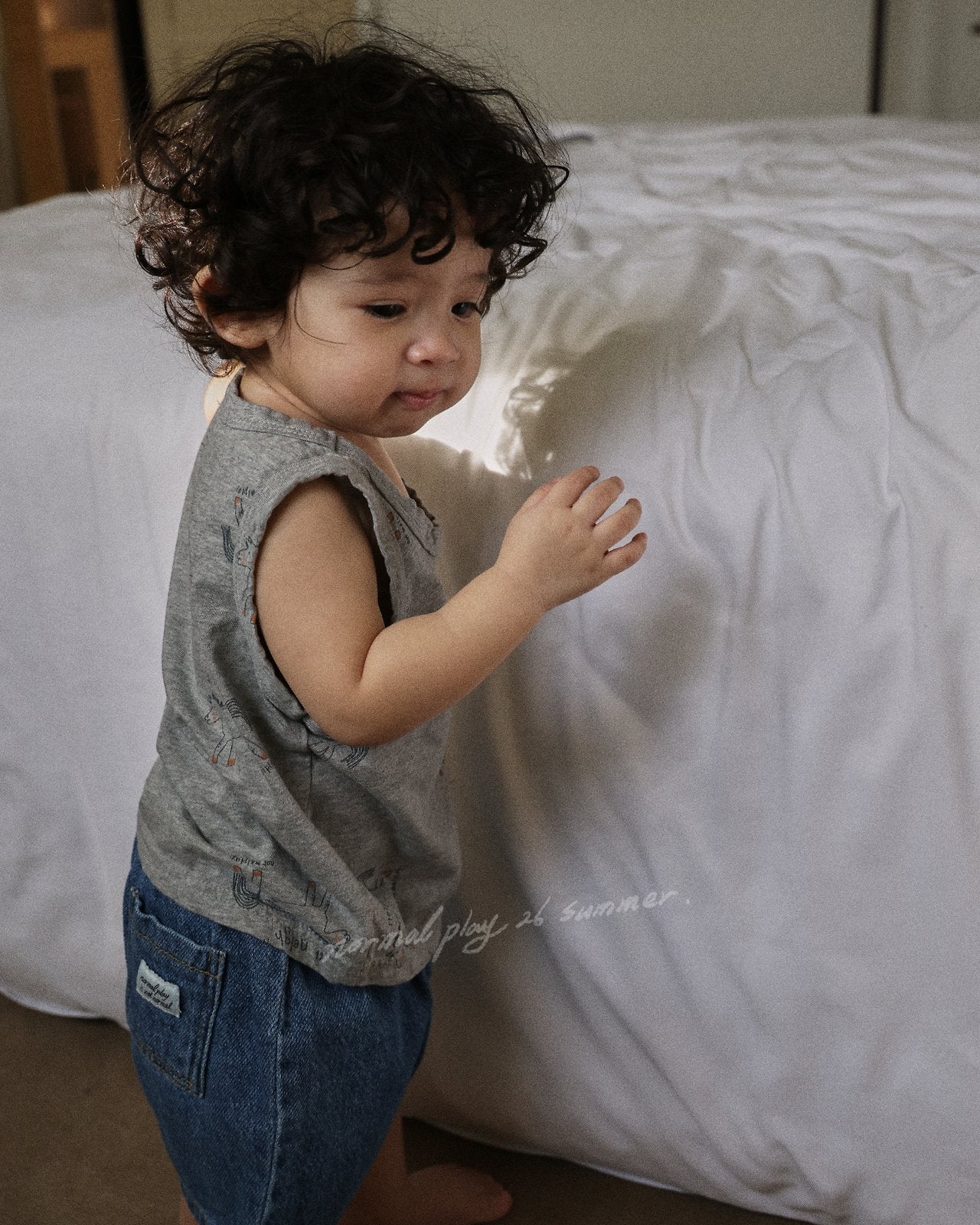 [PRE-ORDER] Pony Sleeveless T-Shirts