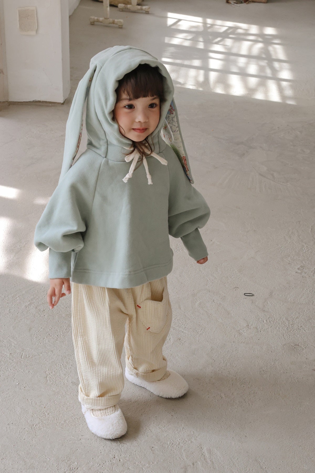 [PRE-ORDER] Bunnies Hoodie T-Shirts