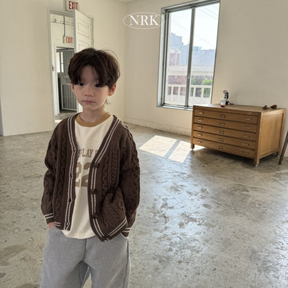 [PRE-ORDER] Twist Sweater Cardigan