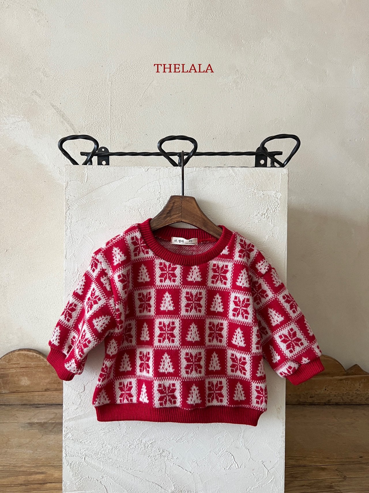 [PRE-ORDER] Merry Me Sweatshirts