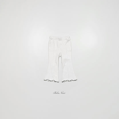 [PRE-ORDER] Edge Flare Pants