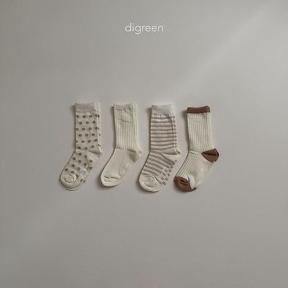 Together Cream Sock Set