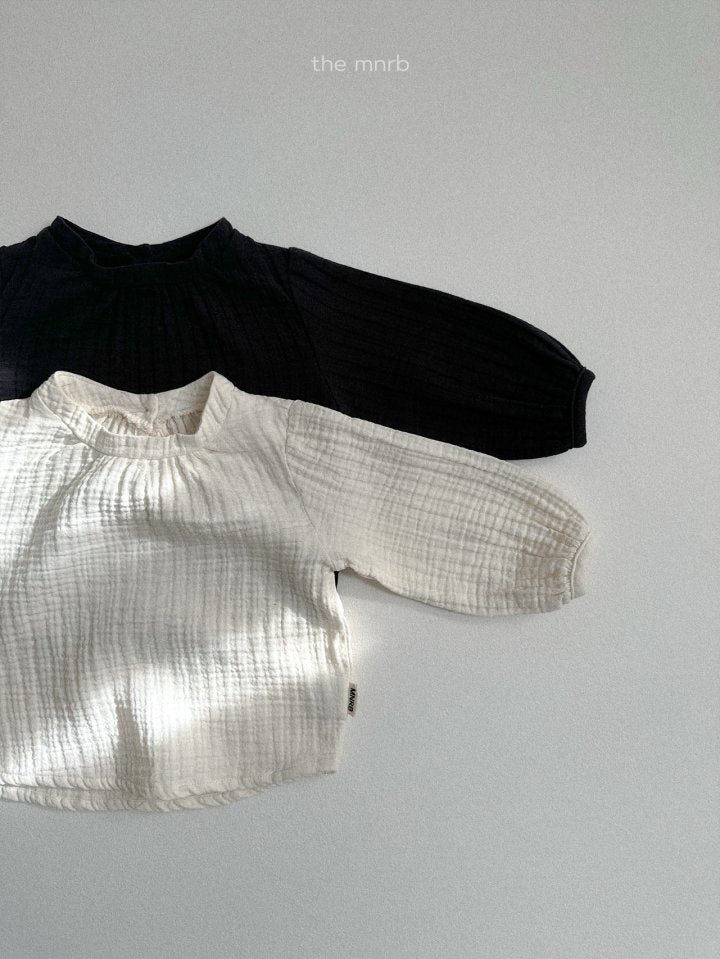 [PRE-ORDER] Ruffle Blouse
