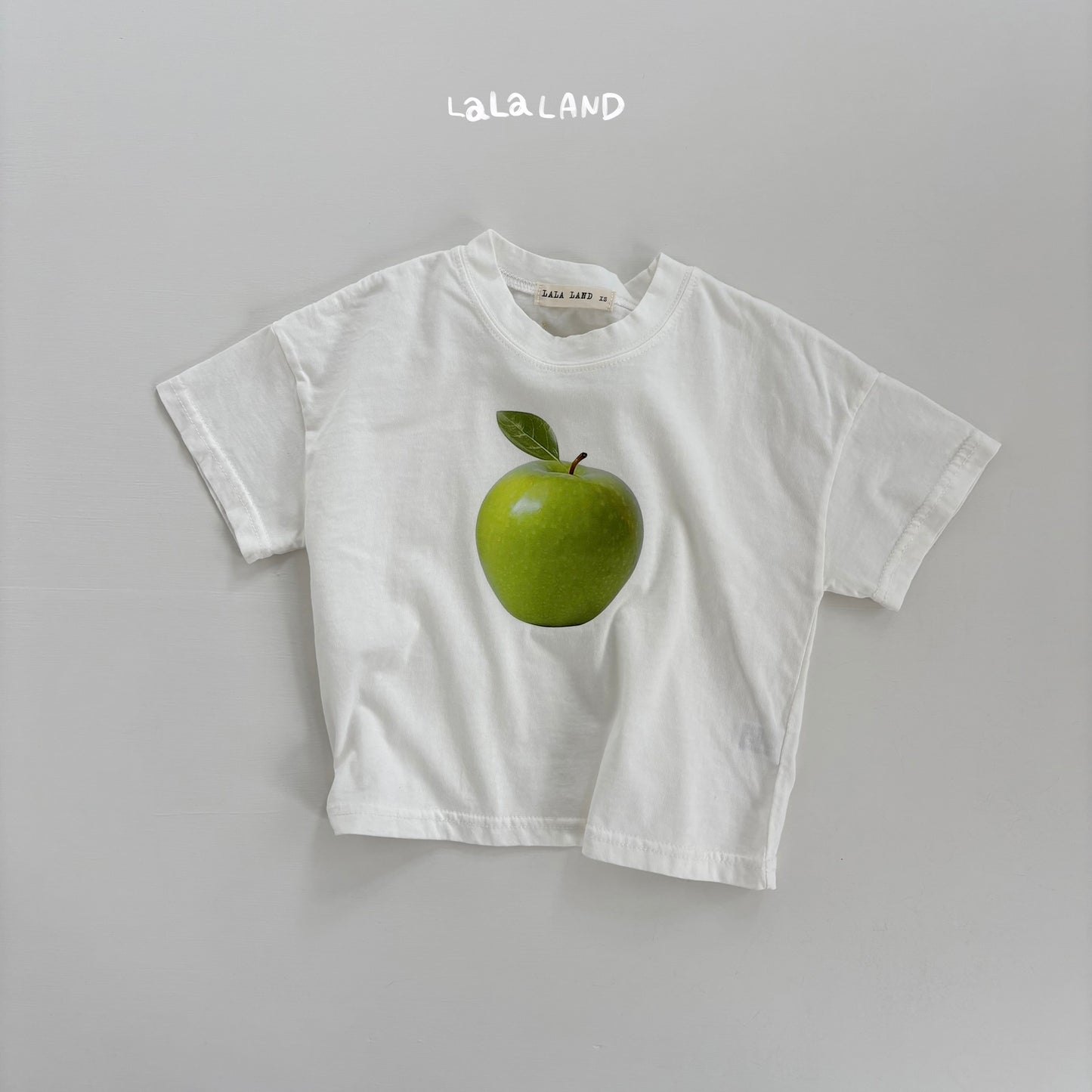 [PRE-ORDER] Berry Apple T-Shirts (Mom & Dad Couple)