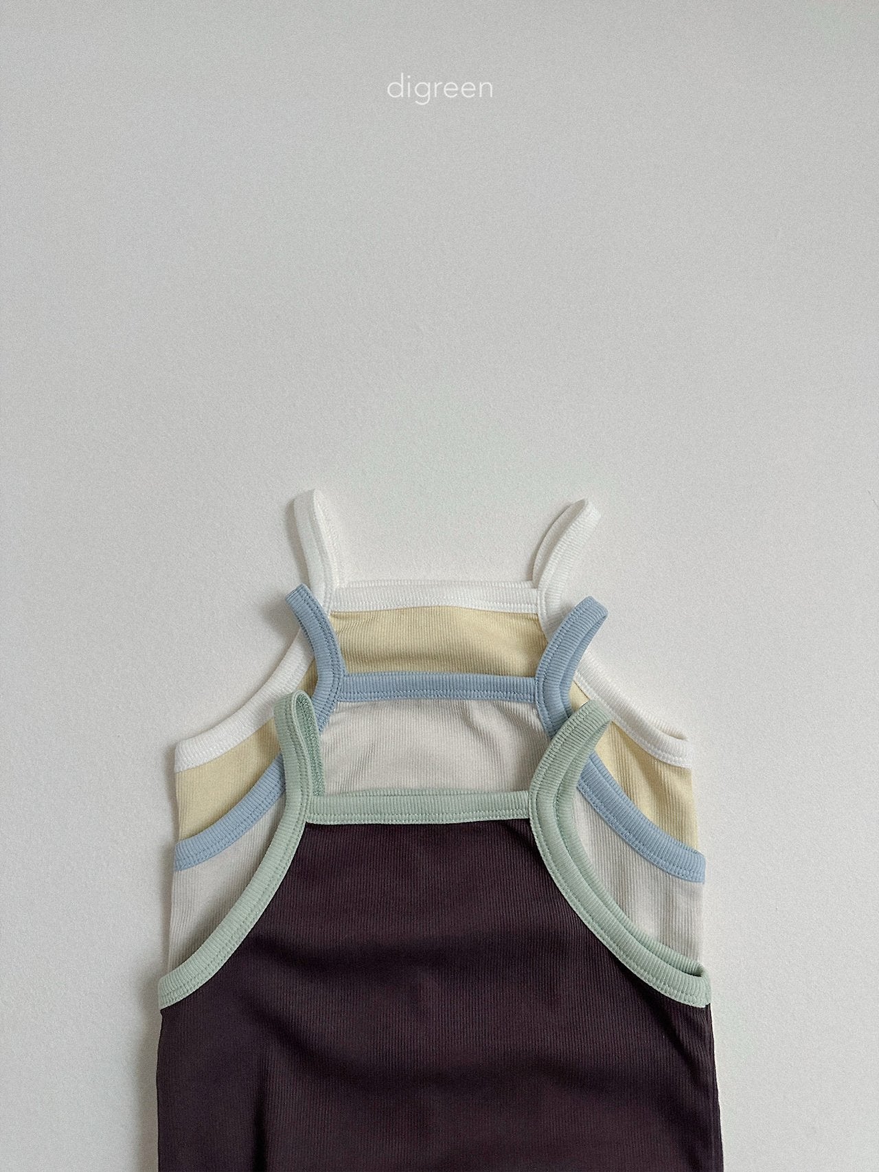 [PRE-ORDER] Noir Tank Top