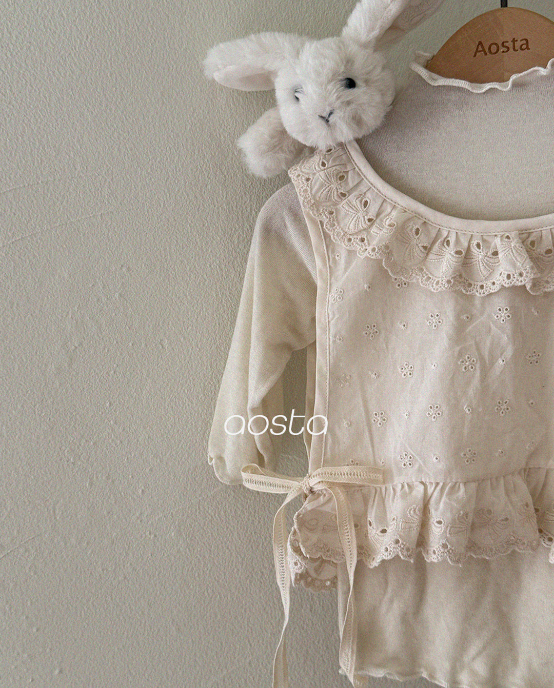 [PRE-ORDER] Lace Olivia Vest