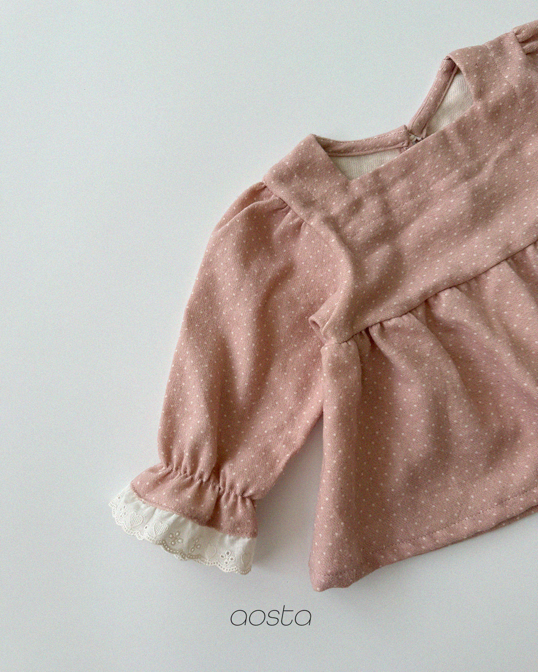 [PRE-ORDER] Milk Dot Blouse