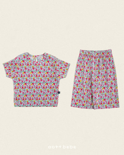 [PRE-ORDER] Flower Pleats Top Bottom Set