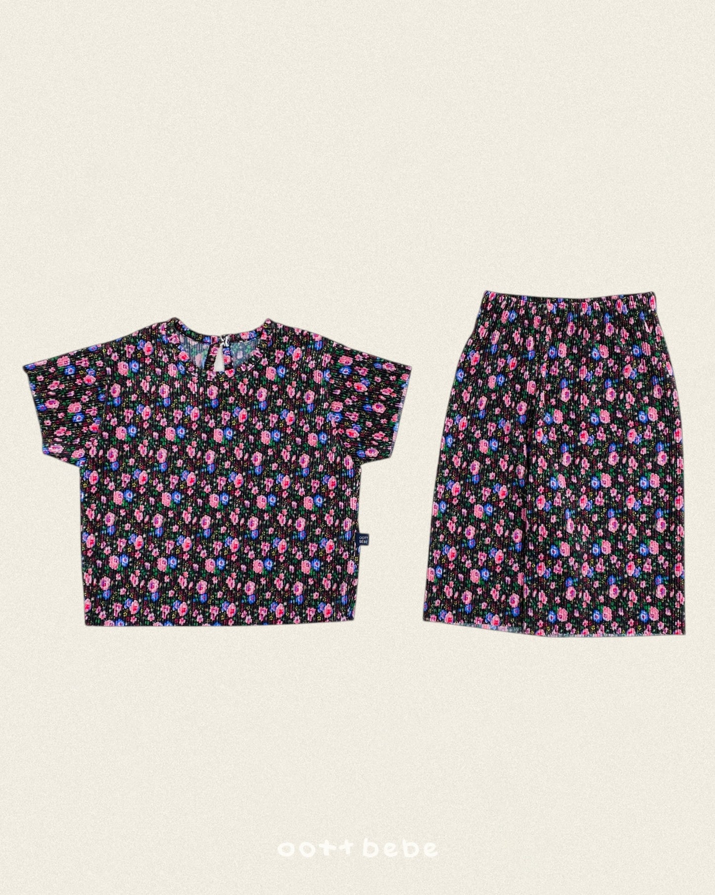 [PRE-ORDER] Flower Pleats Top Bottom Set