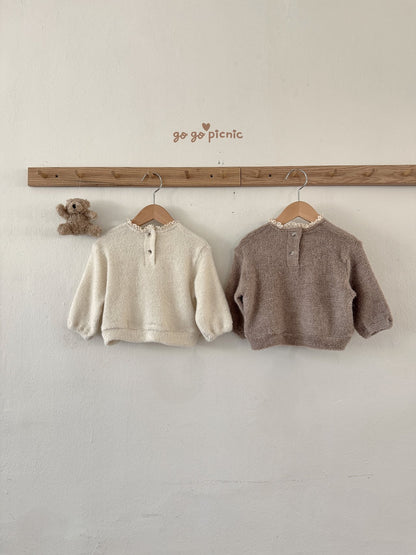 [PRE-ORDER] Pom Pom Knit Sweatshirts