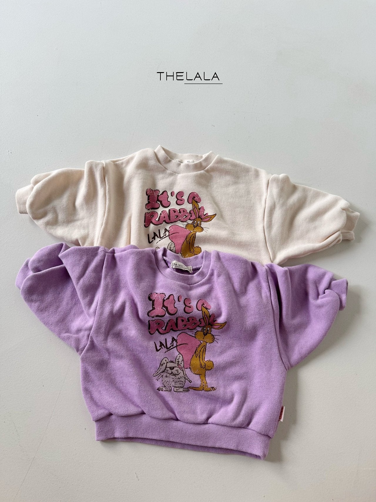 [PRE-ORDER] Rabbit Sweatshirts (Mom Couple)