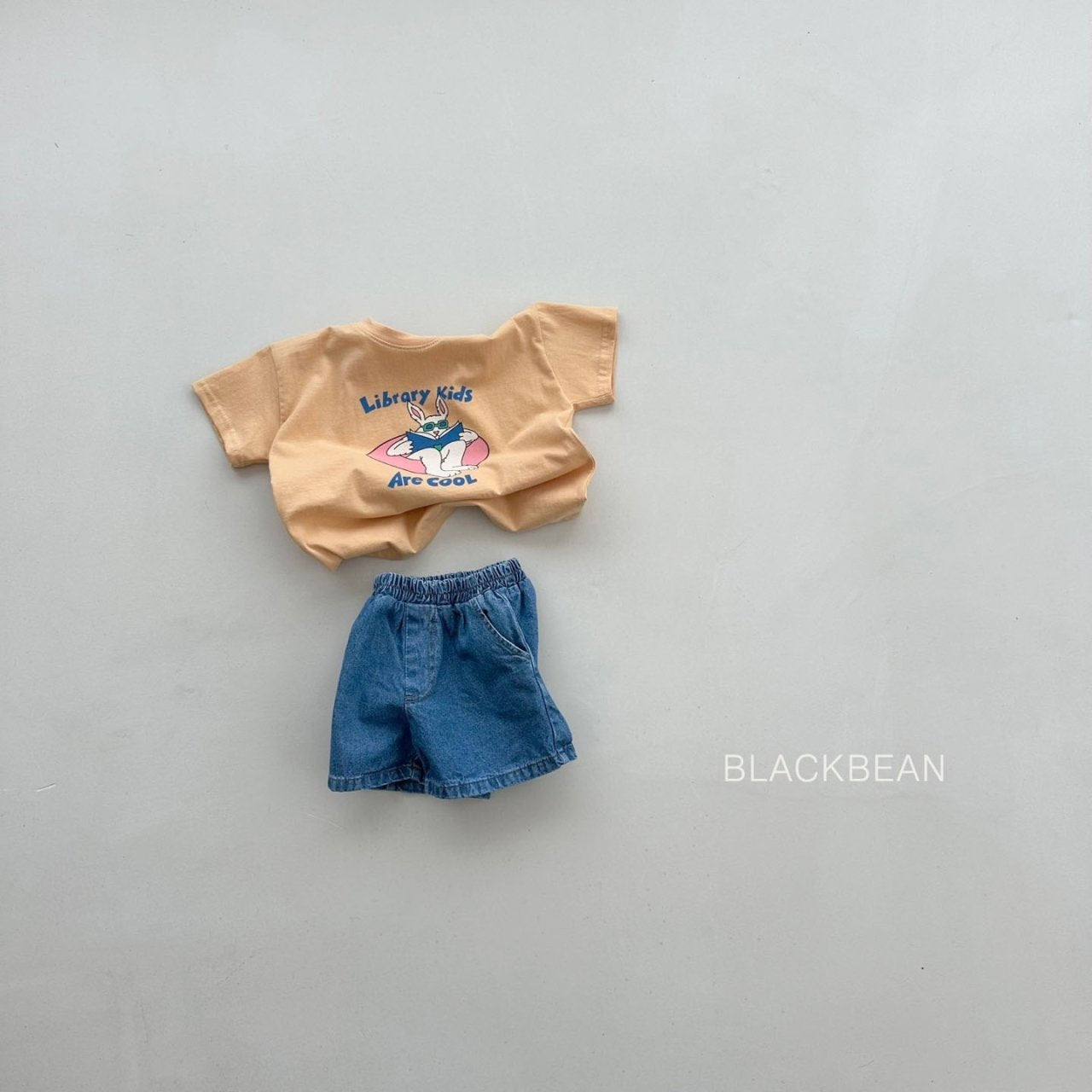 [PRE-ORDER] Rabbit T-Shirts