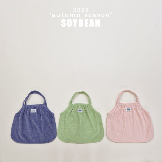 [PRE-ORDER] Vintage Corduroy Echo Bag