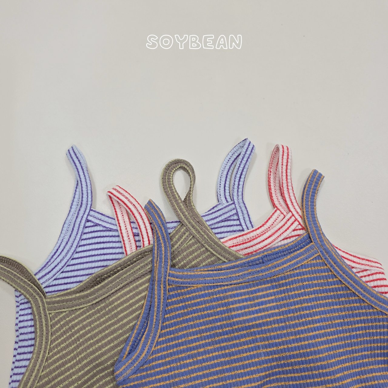 [PRE-ORDER] Berry Frill Top Bottom Set