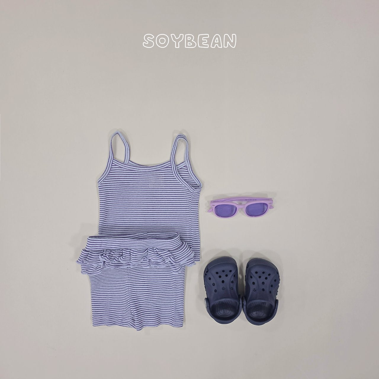 [PRE-ORDER] Berry Frill Top Bottom Set