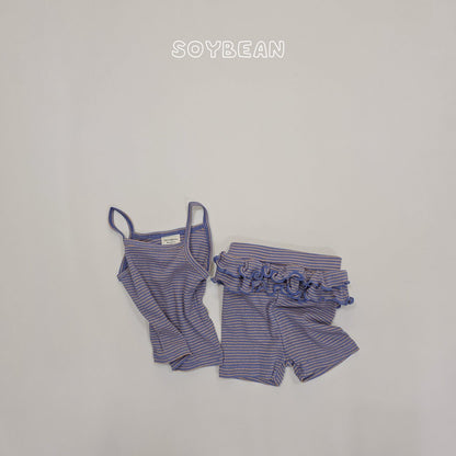 [PRE-ORDER] Berry Frill Top Bottom Set