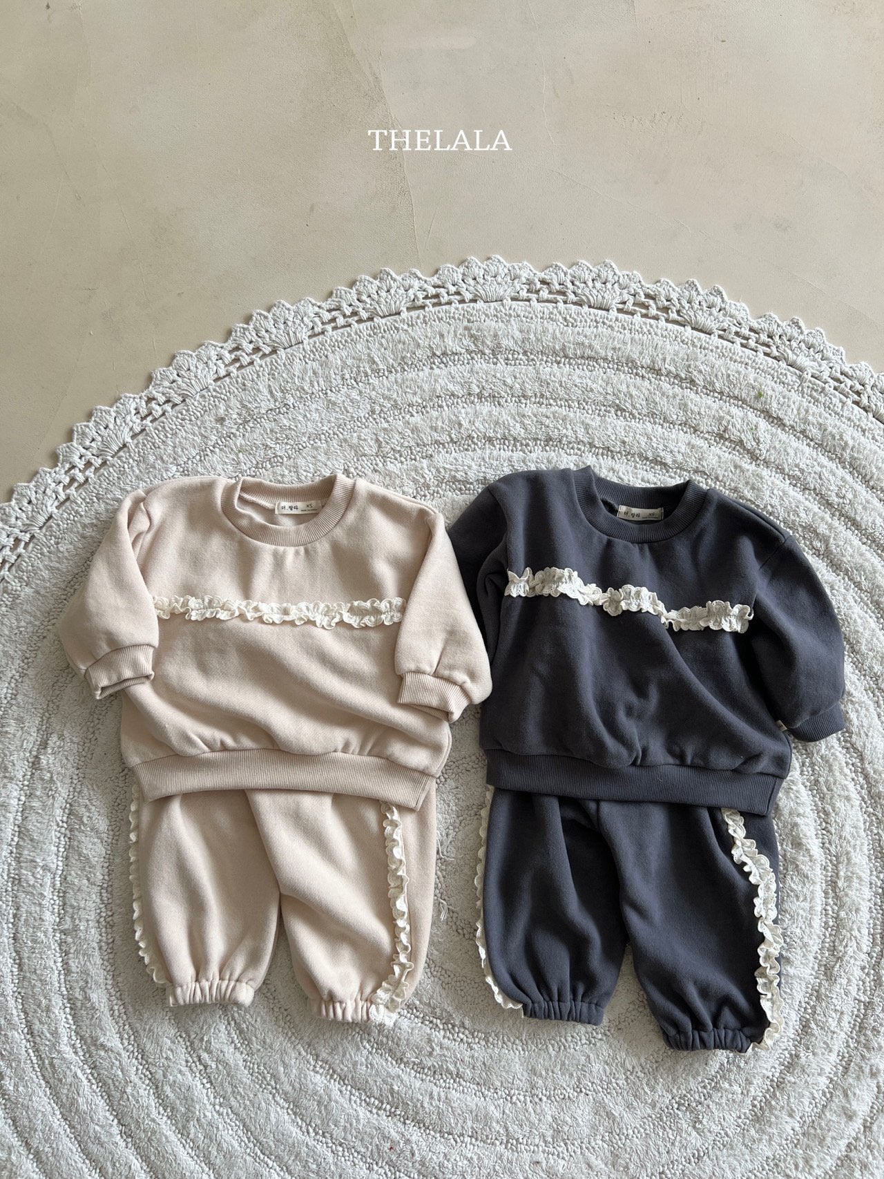 [PRE-ORDER] Lace Sweatshirts