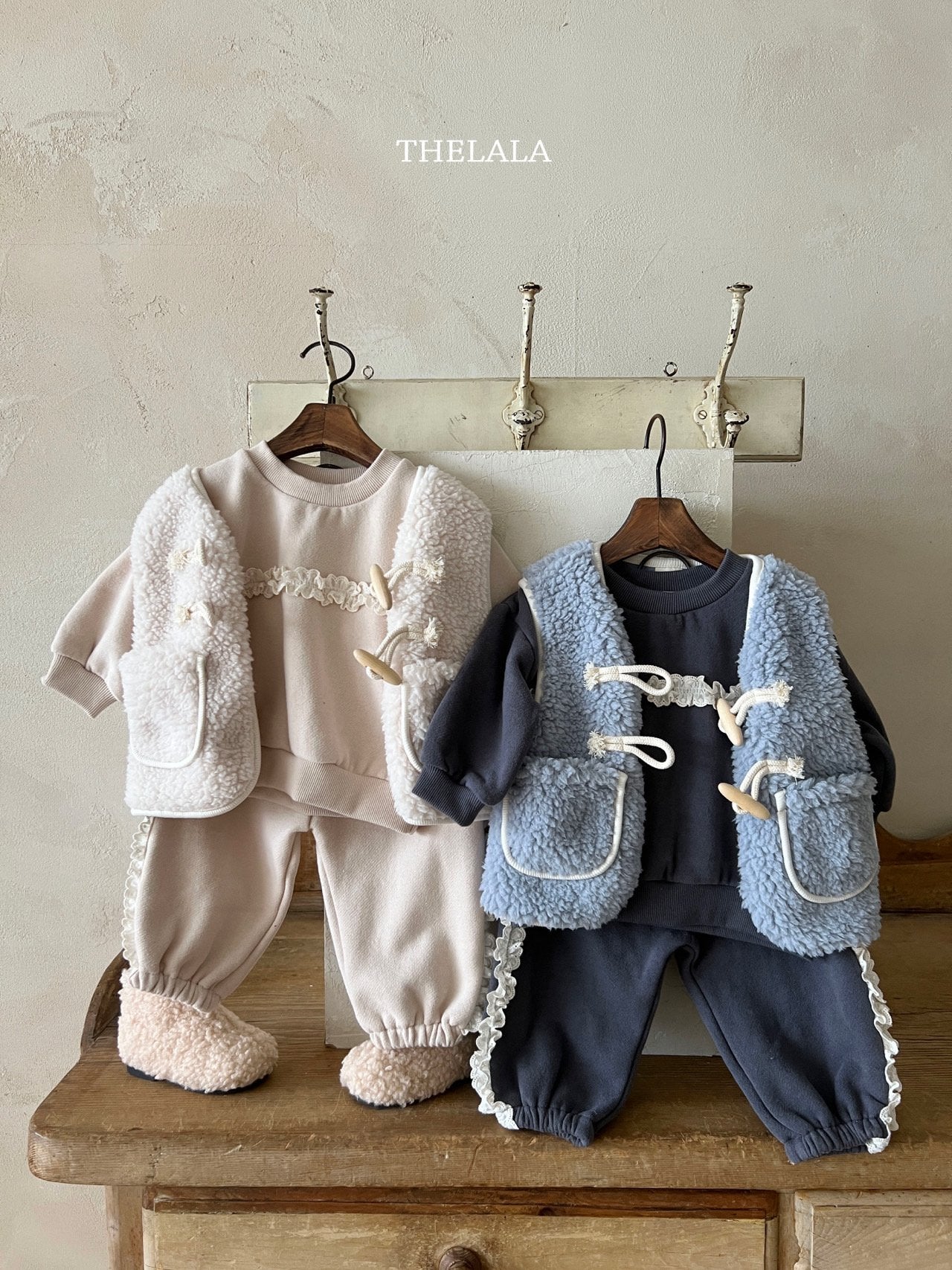 [PRE-ORDER] Lace Sweatshirts