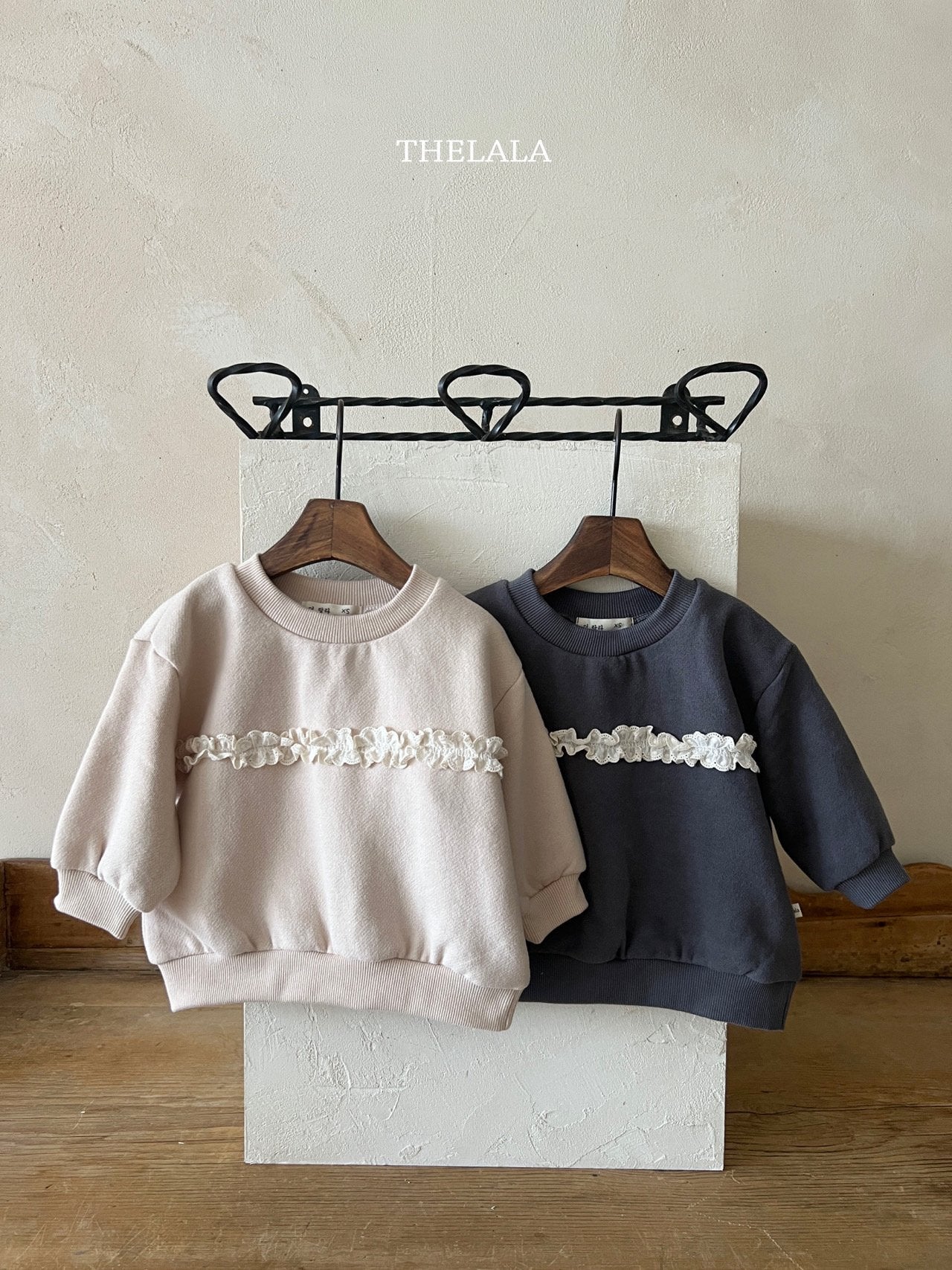 [PRE-ORDER] Lace Sweatshirts
